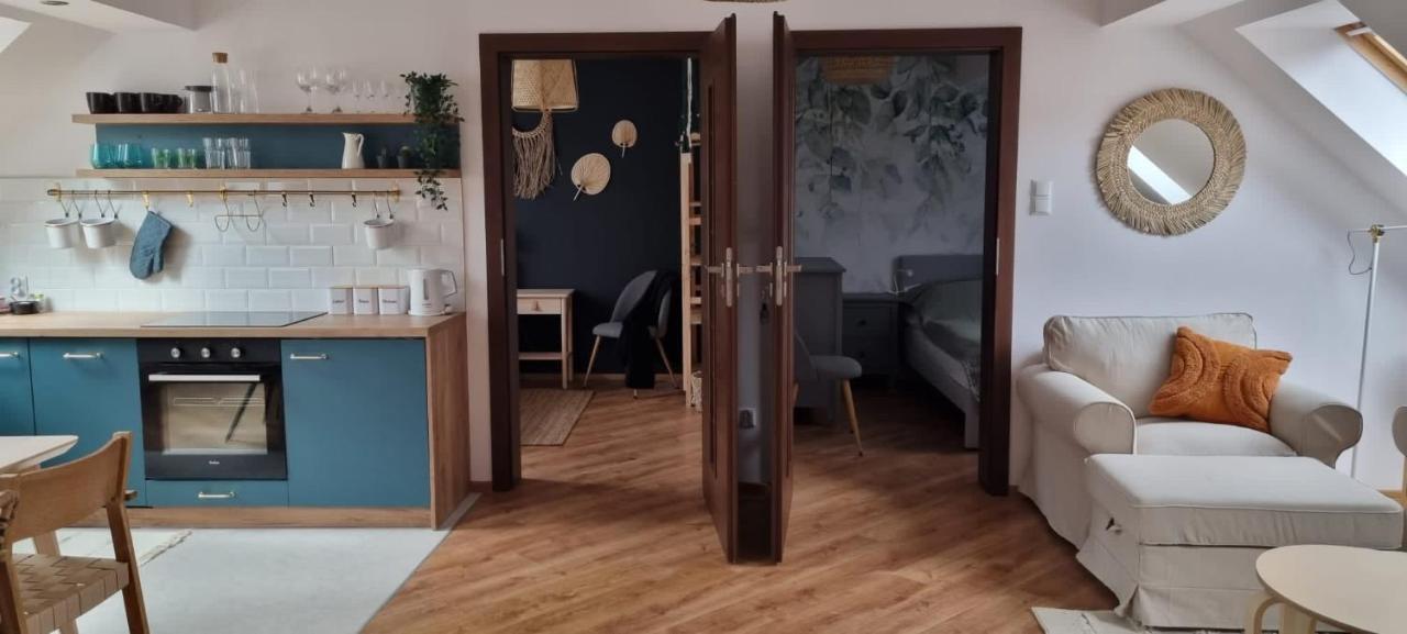 Apartament W Centrum - Nasze Poddasze Ustrzyki Dolne Luaran gambar