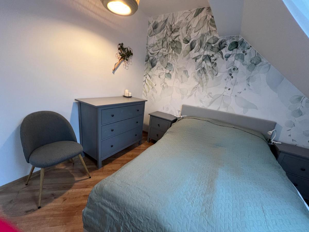 Apartament W Centrum - Nasze Poddasze Ustrzyki Dolne Luaran gambar